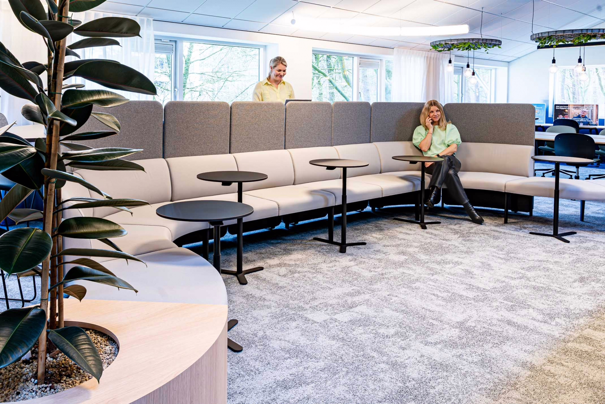 Complete kantoorinrichting voor een nieuwe werkplek